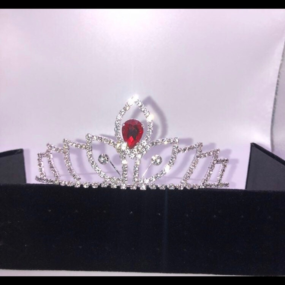 Princess Tiara - Picture 4 of 7